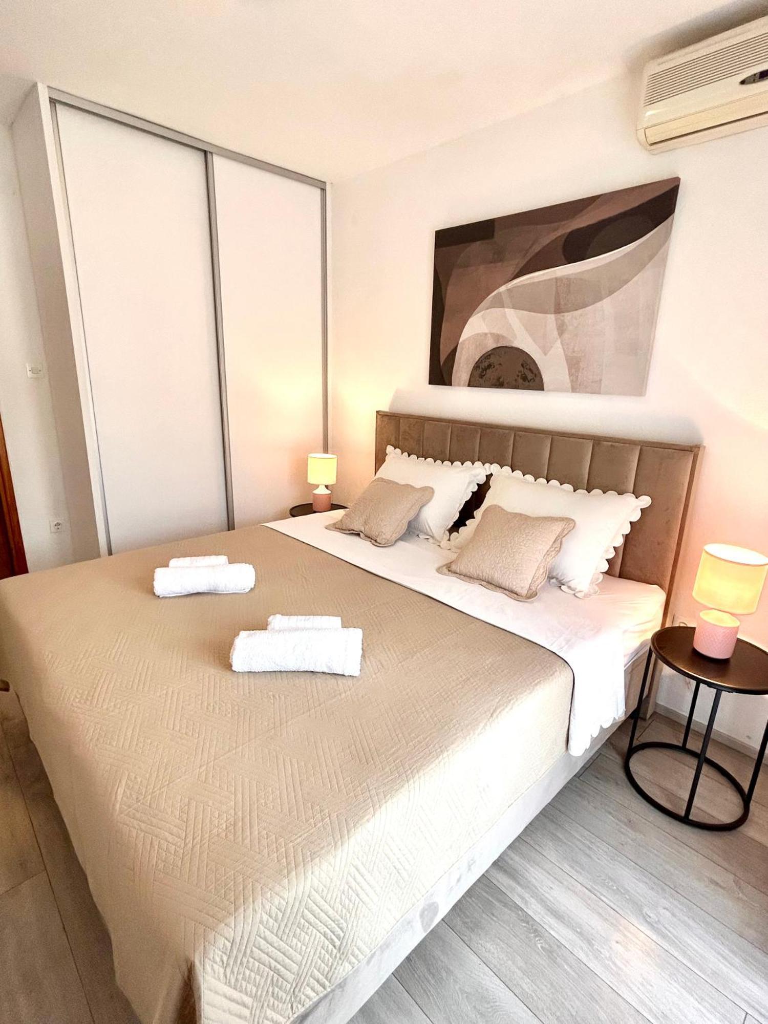 Apartman Zorka Povlja  Eksteriør bilde